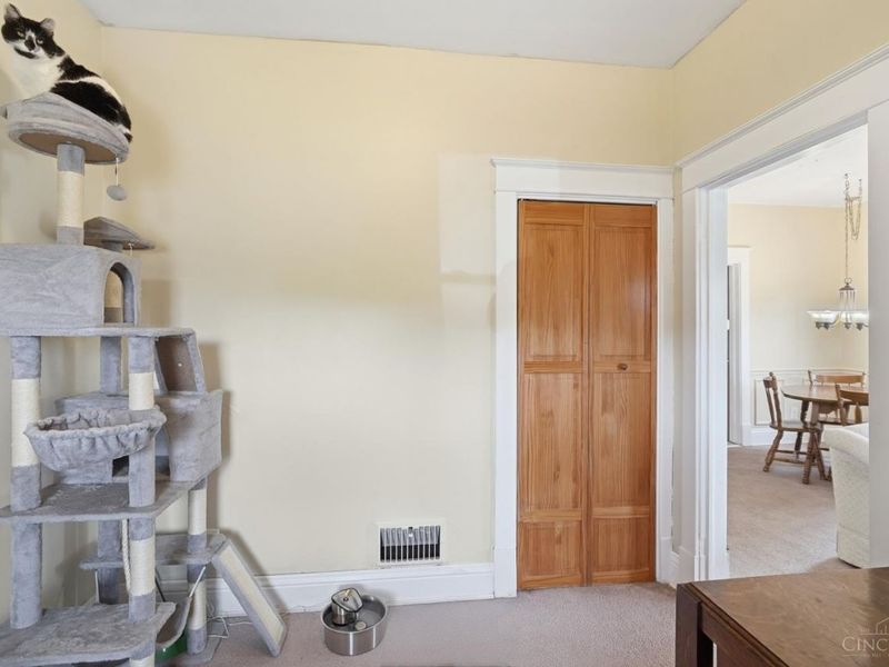 1382 W Galbraith Road, North College Hill, OH 45231 Photo 18