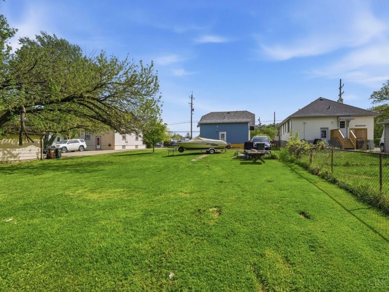 1382 W Galbraith Road, North College Hill, OH 45231 Photo 32