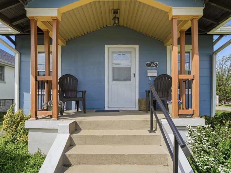 1382 W Galbraith Road, North College Hill, OH 45231 Photo 4