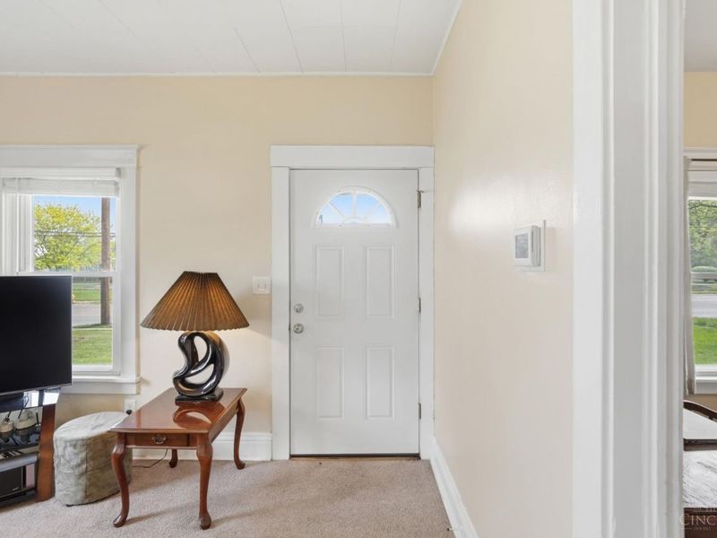 1382 W Galbraith Road, North College Hill, OH 45231 Photo 5