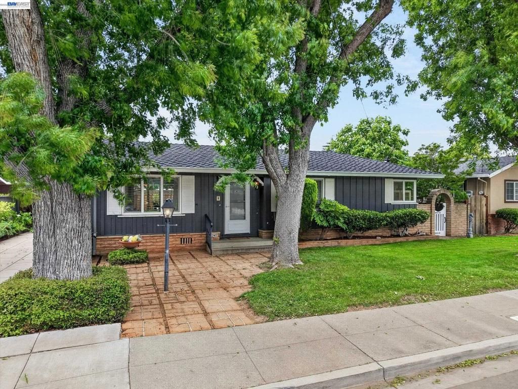 4247 School St., Pleasanton, CA 94566 Main Photo