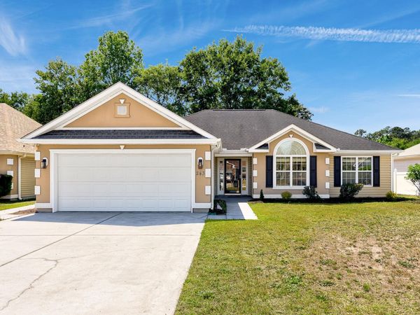 243 Jessica Lakes Dr., Conway, SC 29526
