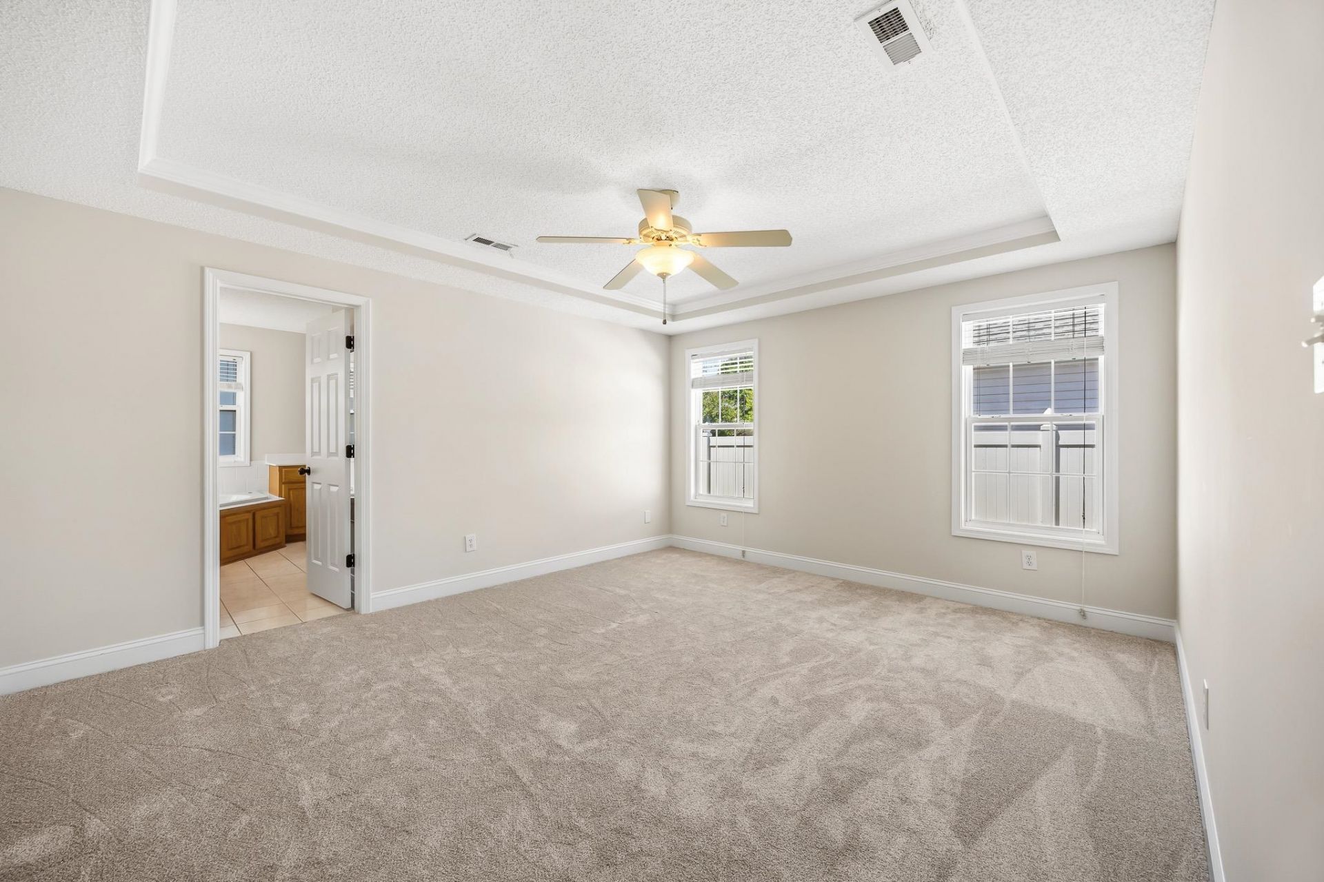 243 Jessica Lakes Dr. Photo 29