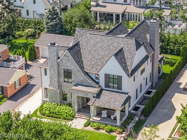 1295 Lakeside Drive , Birmingham, MI 48009