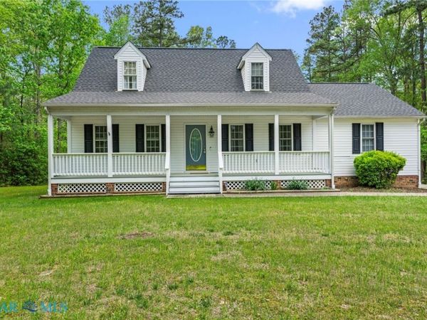 8646 King William Road , Aylett, VA 23009
