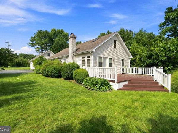 227 HERITAGE DRIVE, GETTYSBURG, PA 17325