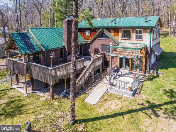 827 PENN POINT ROAD, OAKLAND, MD 21550