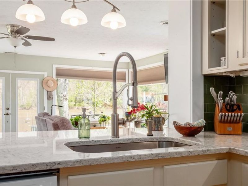 3480 Riverside Airport Drive , Zanesville, OH 43701 Photo 14