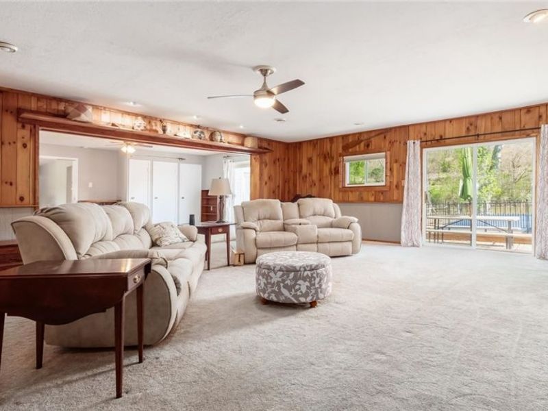 3480 Riverside Airport Drive , Zanesville, OH 43701 Photo 24