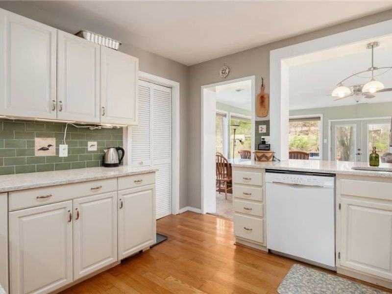 3480 Riverside Airport Drive , Zanesville, OH 43701 Photo 9