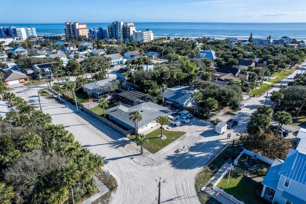 900 E 1st Avenue, New Smyrna Beach, FL 32169 Photo