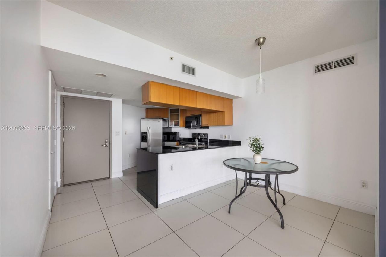 1750 N Bayshore Dr , Unit 3801, Miami, FL 33132 Photo