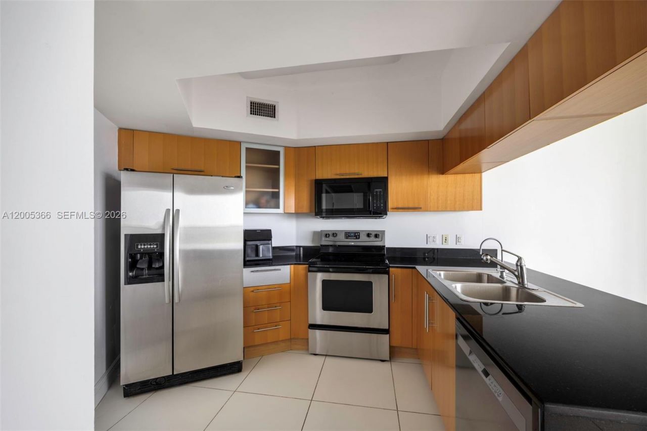 1750 N Bayshore Dr , Unit 3801, Miami, FL 33132 Photo