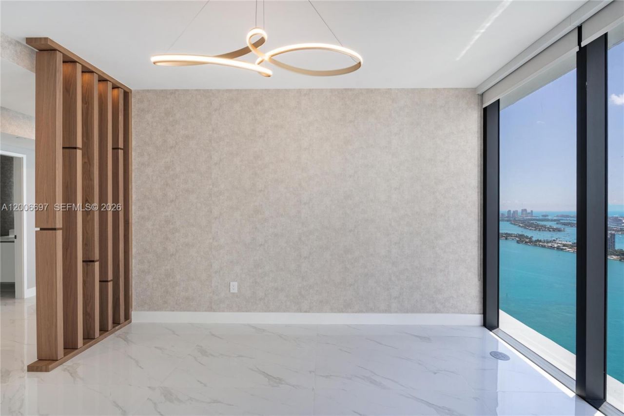 700 NE 24th St , Unit 5407, Miami, FL 33137 Photo
