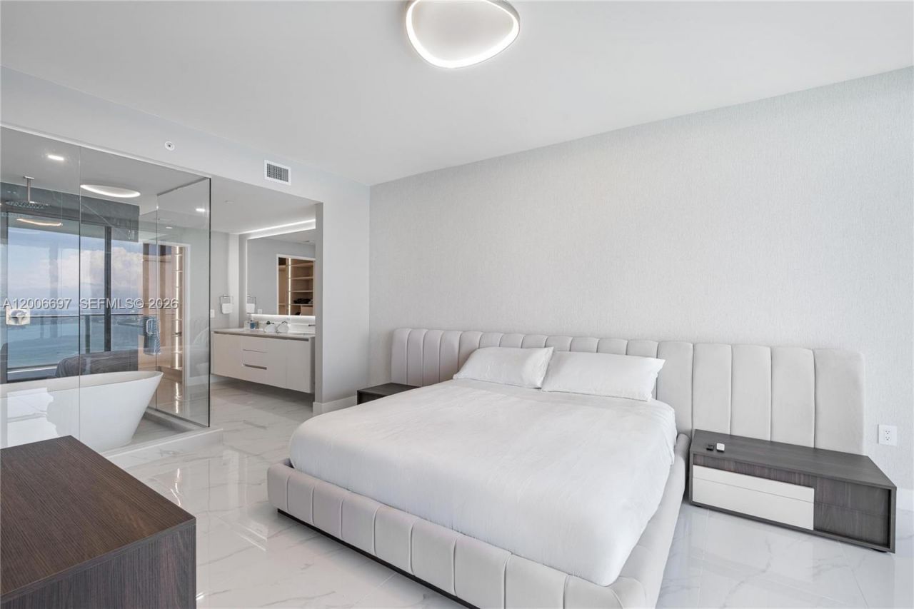 700 NE 24th St , Unit 5407, Miami, FL 33137 Photo