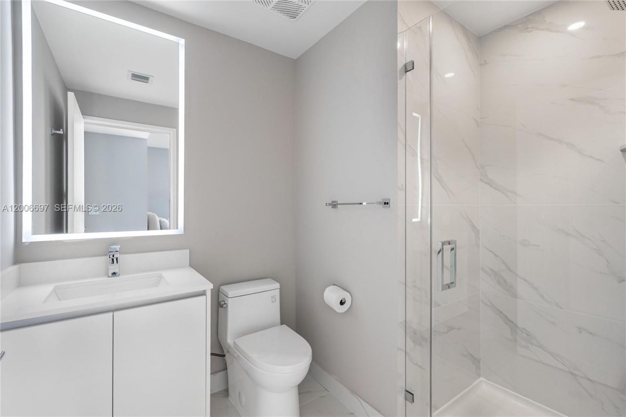 700 NE 24th St , Unit 5407, Miami, FL 33137 Photo