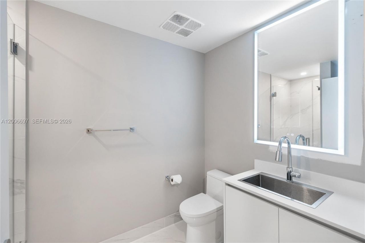 700 NE 24th St , Unit 5407, Miami, FL 33137 Photo