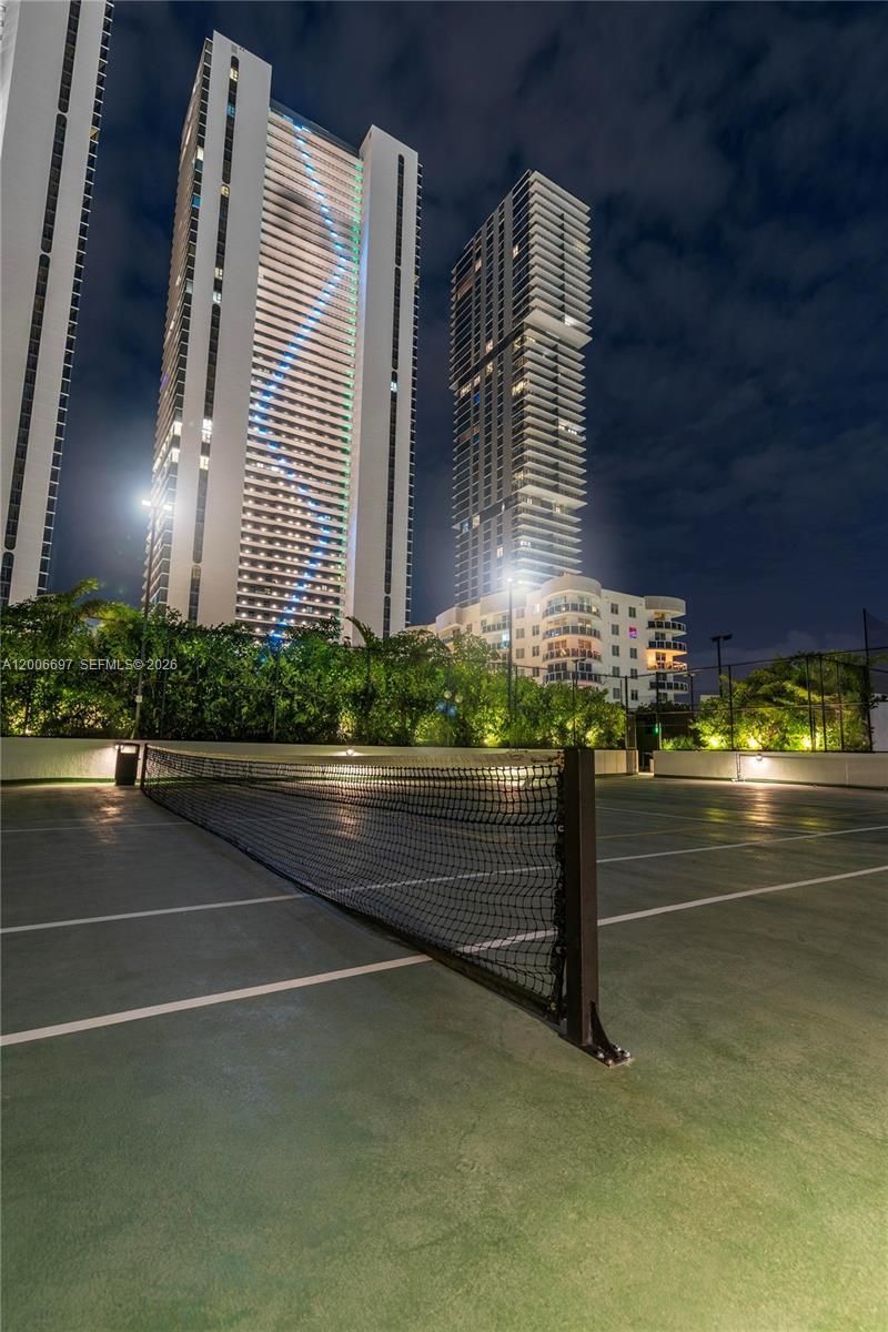 700 NE 24th St , Unit 5407, Miami, FL 33137 Photo