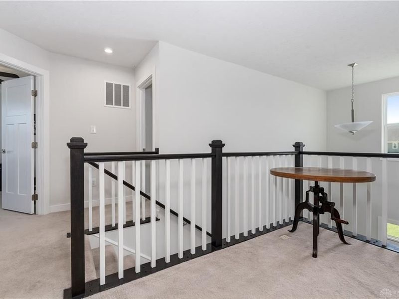 894 Acorn Drive, Sugarcreek Township, OH 45440 Photo 18