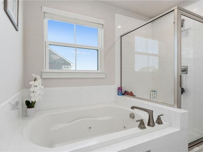 894 Acorn Drive, Sugarcreek Township, OH 45440 Photo 23