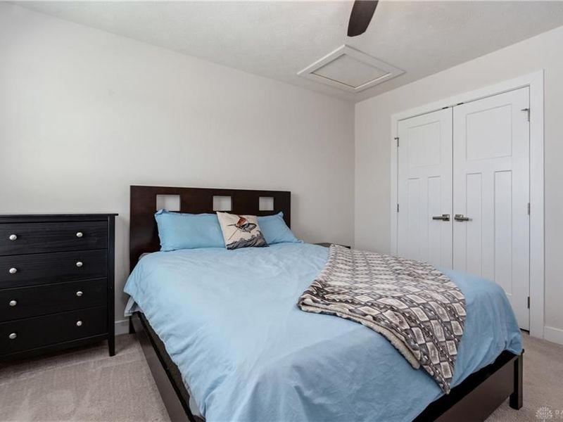 894 Acorn Drive, Sugarcreek Township, OH 45440 Photo 26