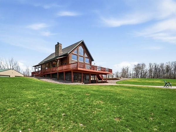 5502 90th Street, Elmwood, WI 54740