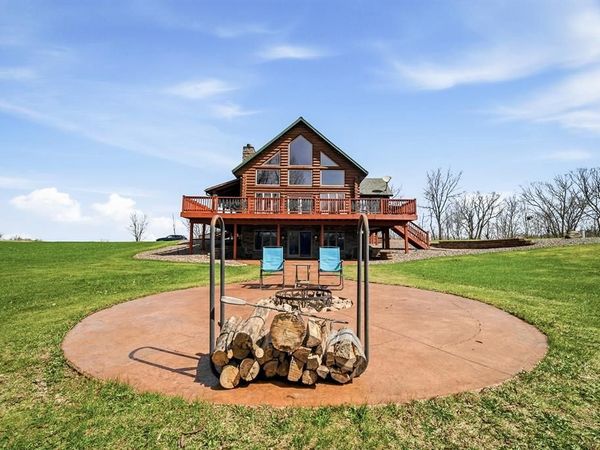 5502 90th Street, Elmwood, WI 54740