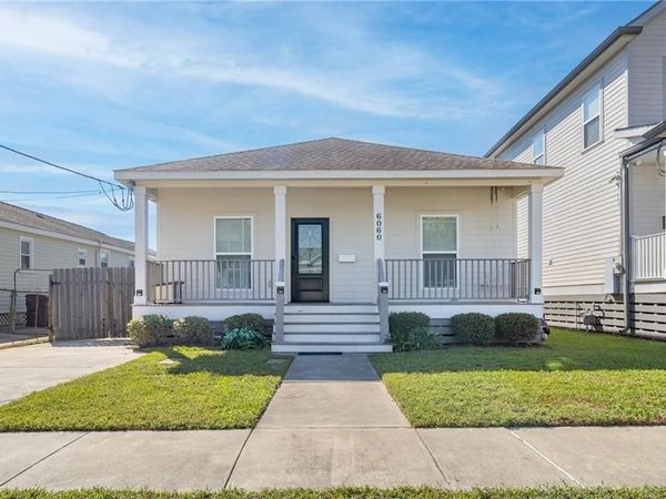 6060 WARRINGTON Drive , New Orleans, LA 70122