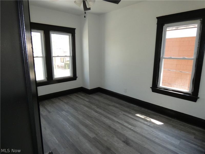 462 E 109th Street, Cleveland, OH 44108 Photo 19