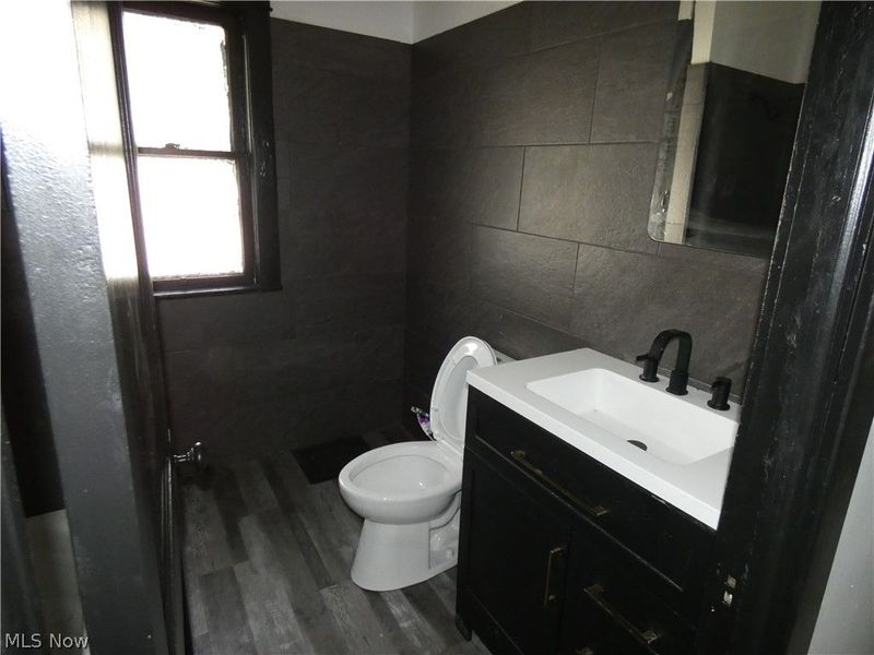 462 E 109th Street, Cleveland, OH 44108 Photo 23