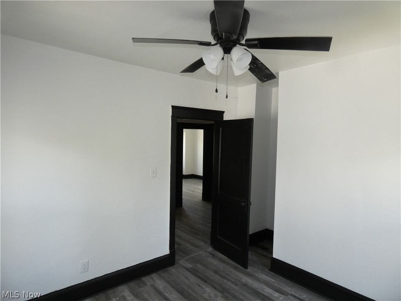 462 E 109th Street, Cleveland, OH 44108 Photo 26