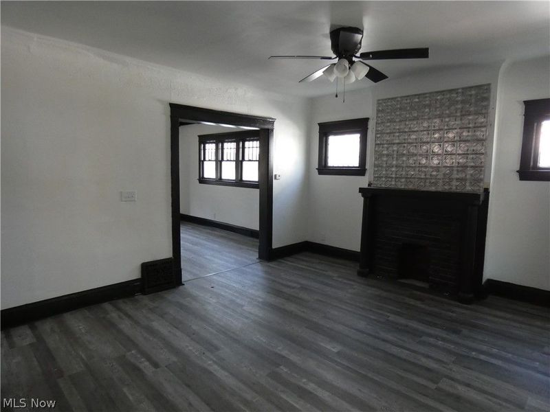 462 E 109th Street, Cleveland, OH 44108 Photo 6