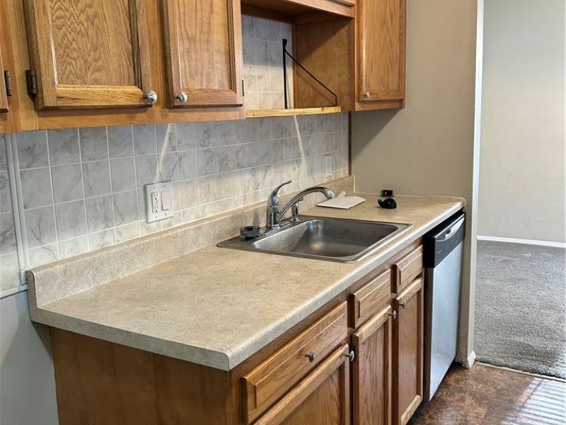 144 Canterbury Lane, Unit D-29, Medina, OH 44256 Photo 16