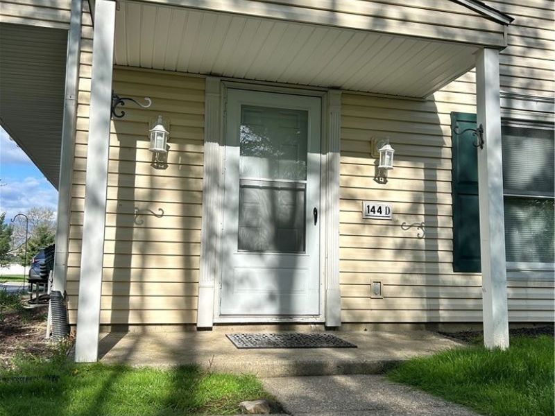 144 Canterbury Lane, Unit D-29, Medina, OH 44256 Photo 3
