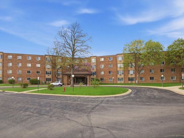1880 Bonnie Lane , Unit 412, Hoffman Estates, IL 60169