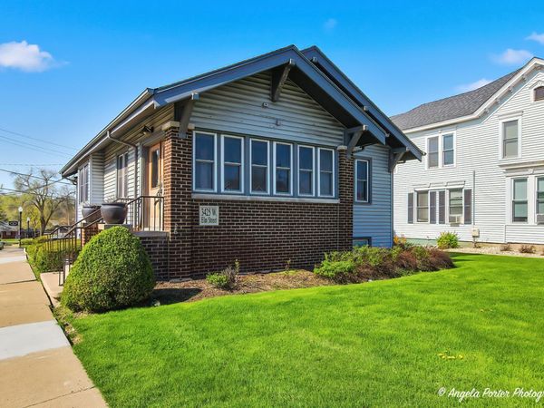 3425 W Elm Street , McHenry, IL 60050