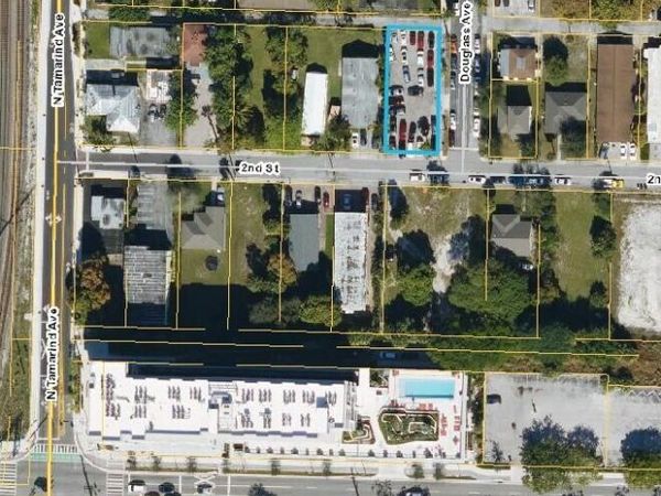 325 Douglass Avenue, West Palm Beach, FL 33401