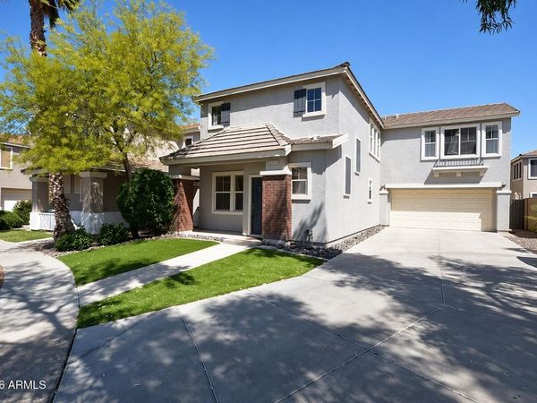 8756 E LOBO Avenue, Mesa, AZ 85209