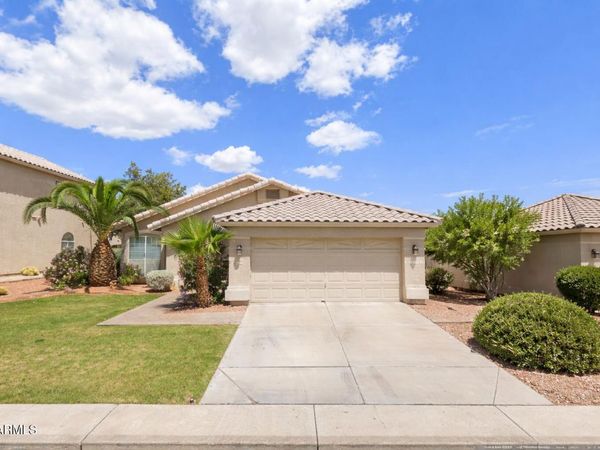 15817 S 28TH Place, Phoenix, AZ 85048