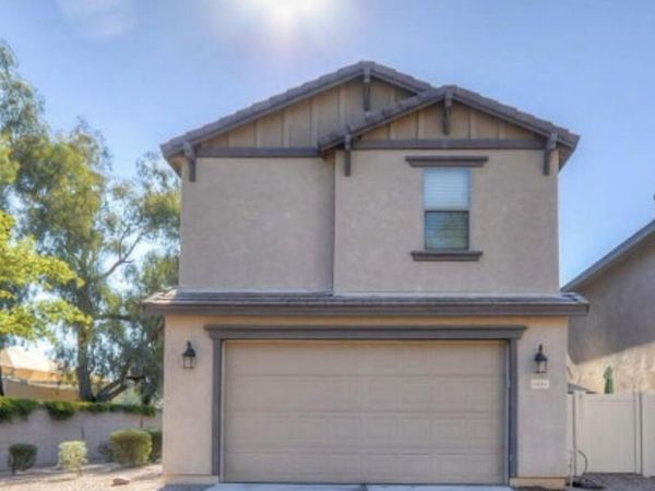 5865 E HOLMES Avenue, Mesa, AZ 85206