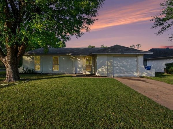 1601 Meridian Way , Garland, TX 75040