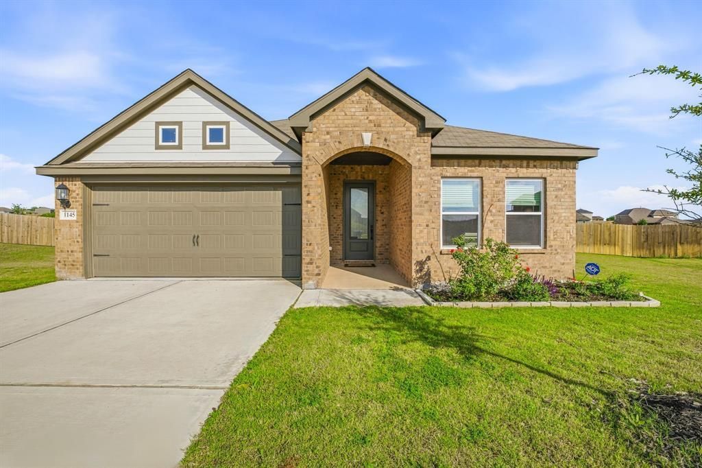 1145 Sleepy Owl Lane, Fort Worth, TX 76108 Main Photo