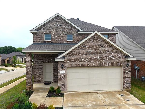 3941 Oak Creek Circle , Denison, TX 75020