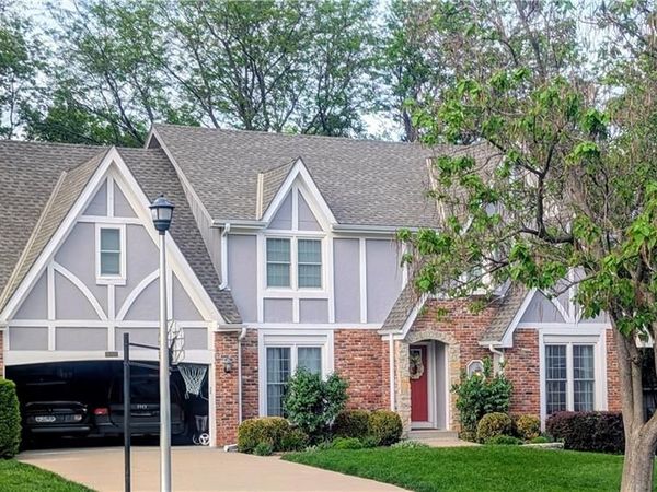 12135 FARLEY Street, Overland Park, KS 66213