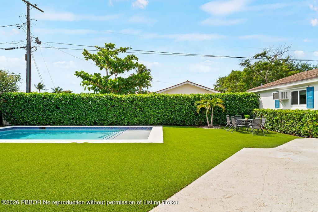 260 E Lakewood Road, West Palm Beach, FL 33405 Photo