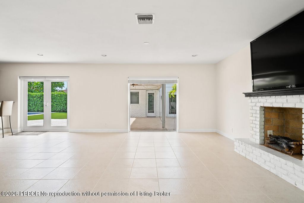 260 E Lakewood Road, West Palm Beach, FL 33405 Photo