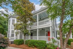 110 Franklin Retreat Court photo 4