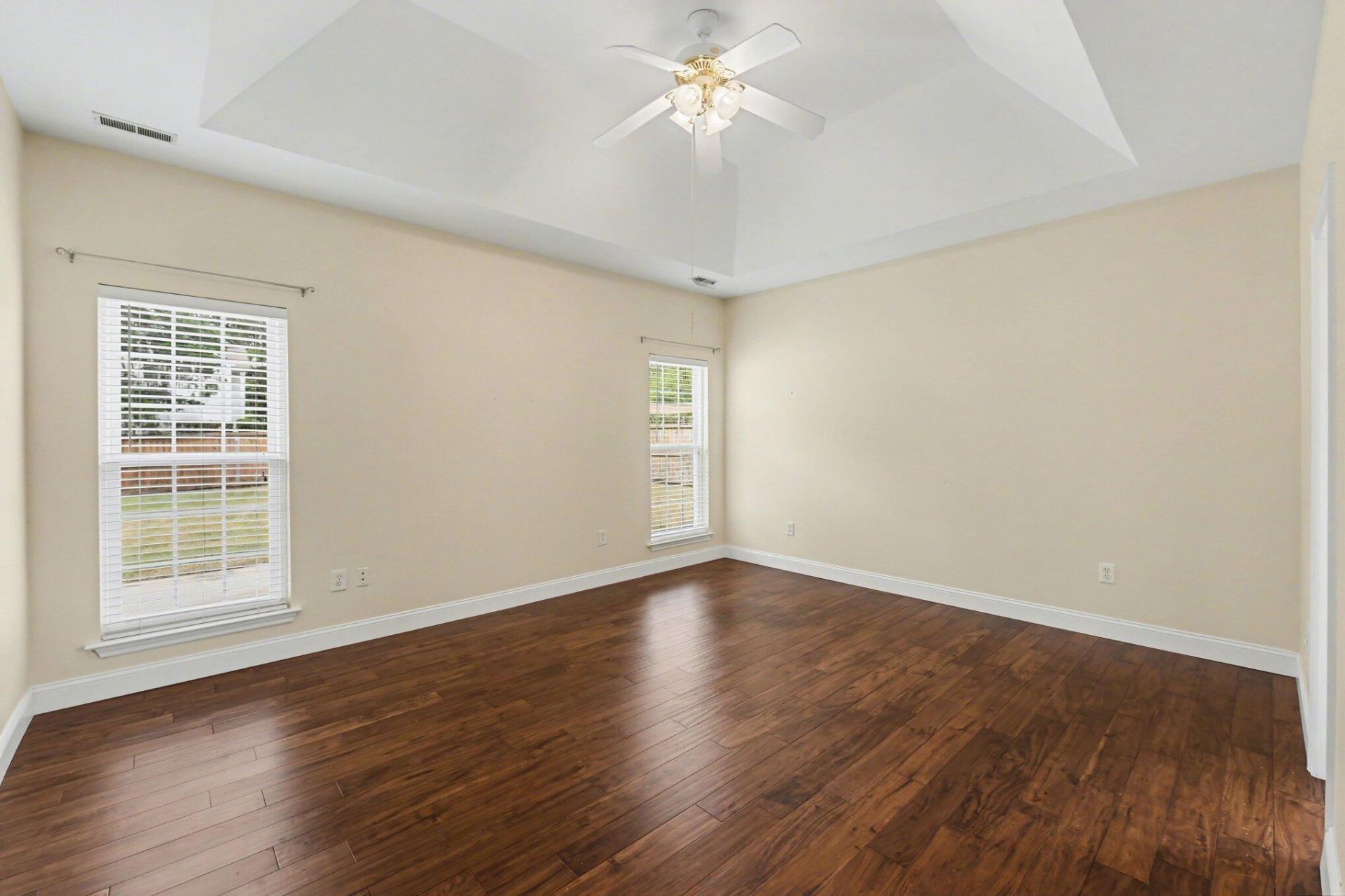 5400 Red Tip Lane Photo 22