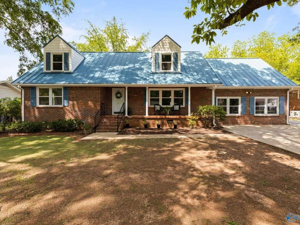 4312 Hunt Drive NW, Huntsville, AL 35816