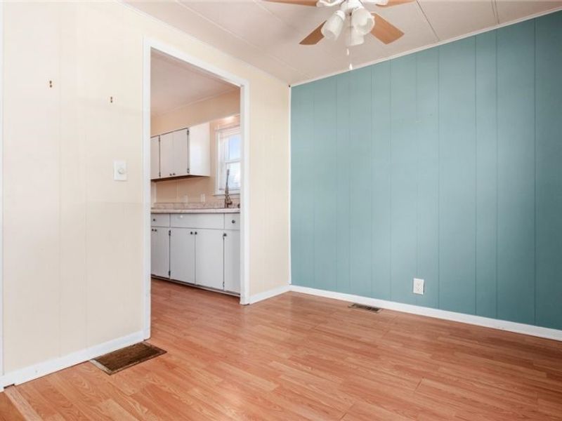 1146 Seborn Avenue , South Zanesville, OH 43701 Photo 15